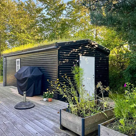 Family Summer House With Shelter Near Casa vacanze